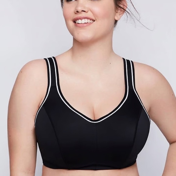Livi Active Other - Lane Bryant LIVI Active Black Strappy Women's Sports Bra 46D